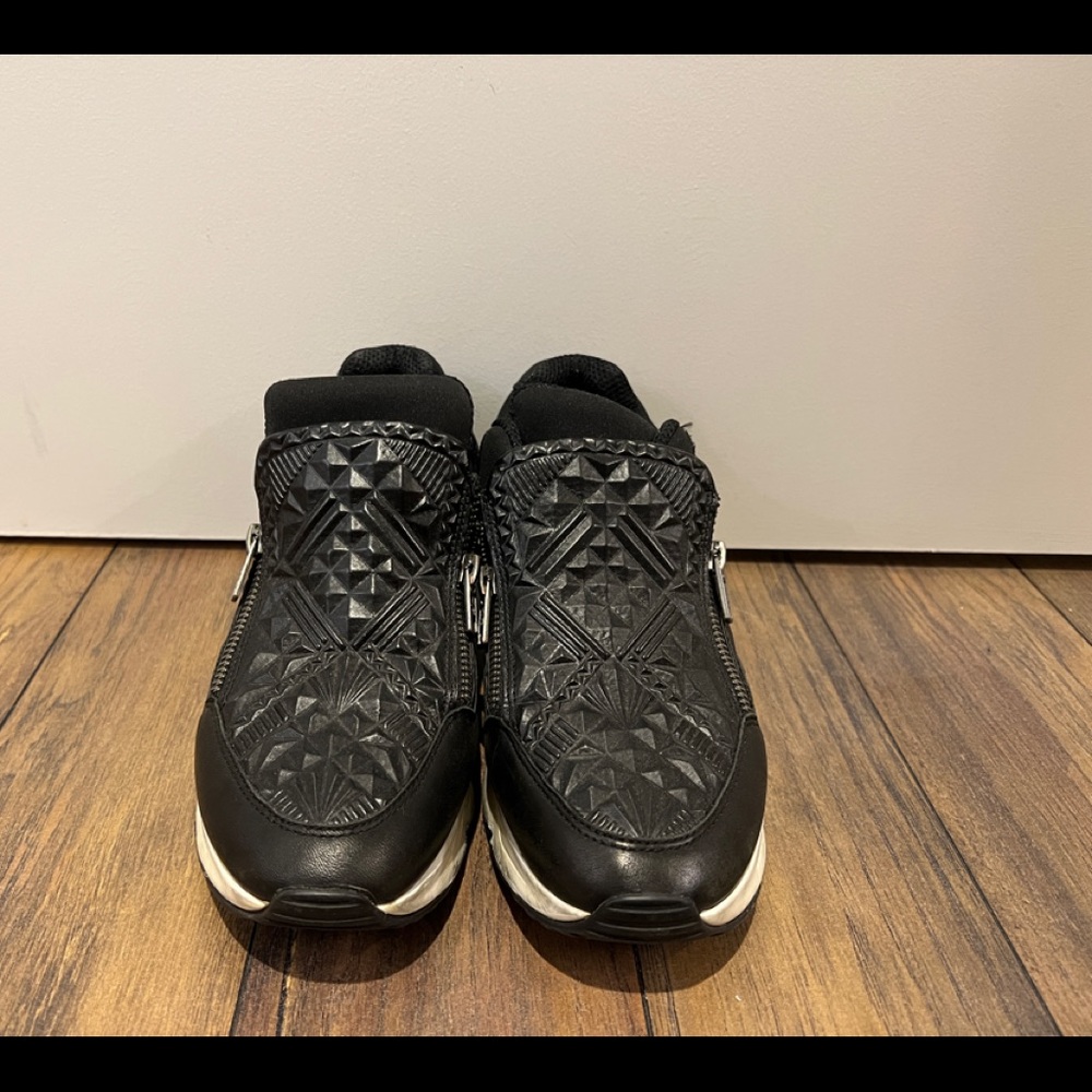 Ash sneakers